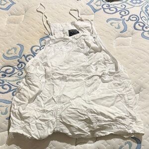 Abercrombie & Fitch White Women Shorts